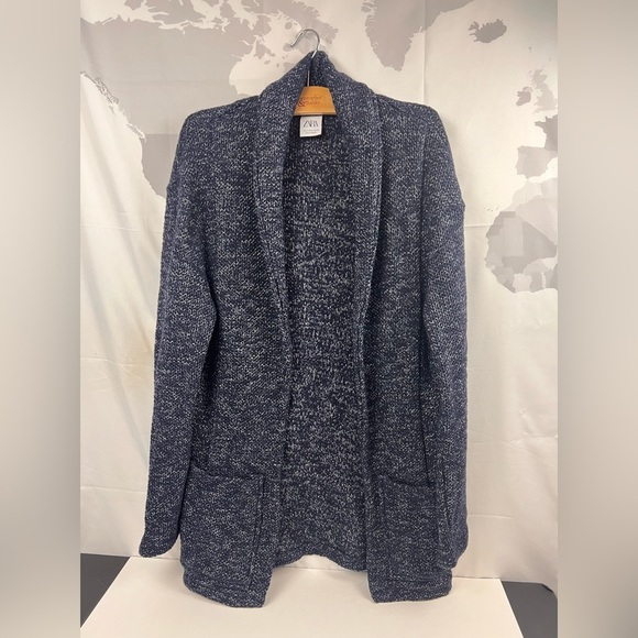 ZARA cardigan super soft, front pockets, size medium - Picture 8 of 8